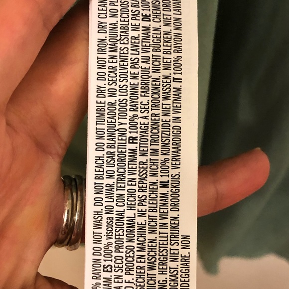 Forever 21 button Mini - Picture 5 of 5